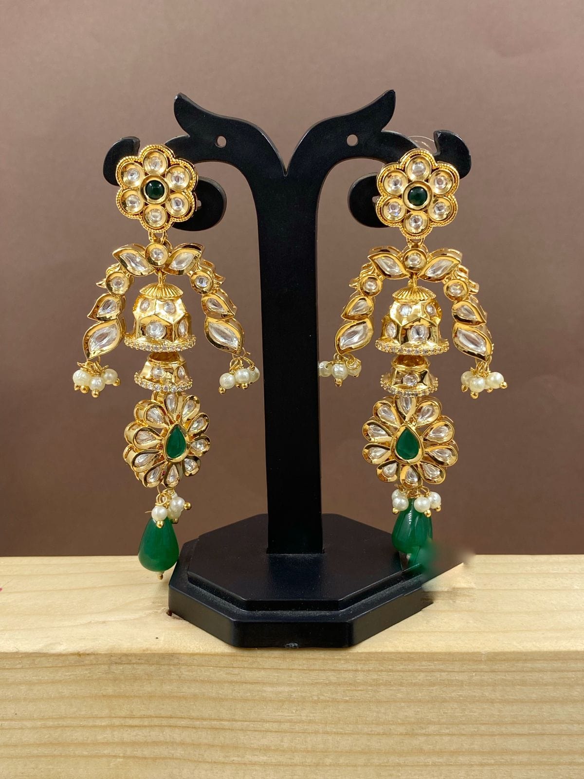 Lightweight High Quality Pipal Patti Maroon Golden Kundan Jhumki Overs –  Amazel Designs
